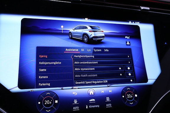 Mercedes-Benz EQE SUV 24 of 30