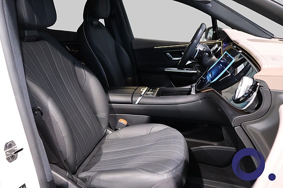 Mercedes-Benz EQE SUV 9 of 30