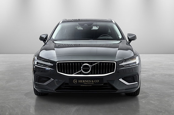 Volvo V60 3 of 30