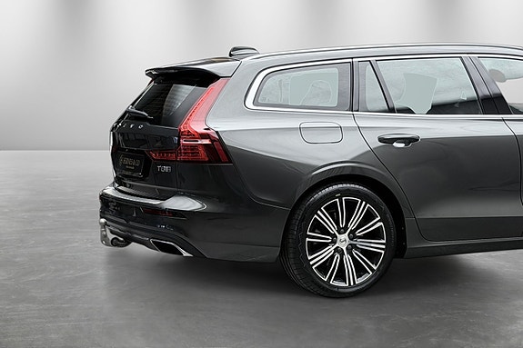 Volvo V60 6 of 30
