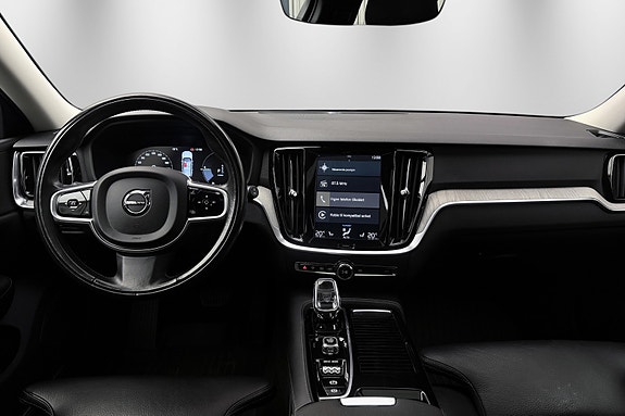 Volvo V60 19 of 30