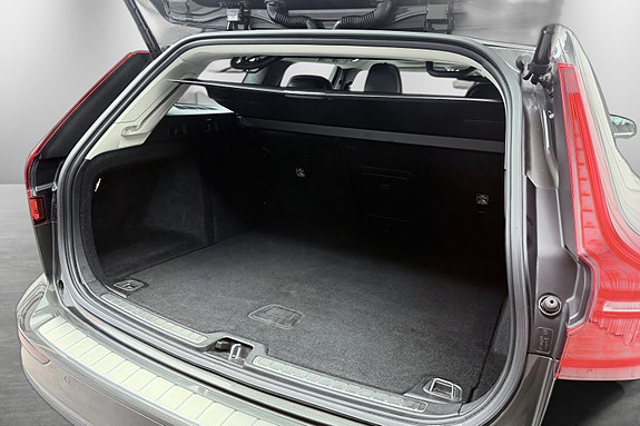 Volvo V60 11 of 30