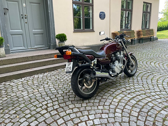 Honda CB Sevenfifty 4 of 12