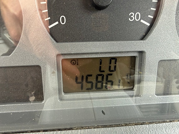 Valtra T150 16 of 22