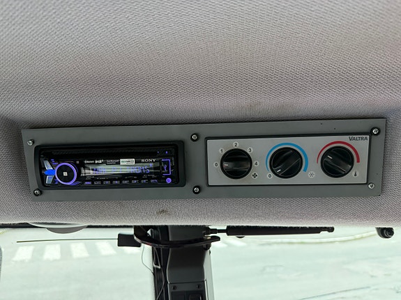 Valtra T150 20 of 22