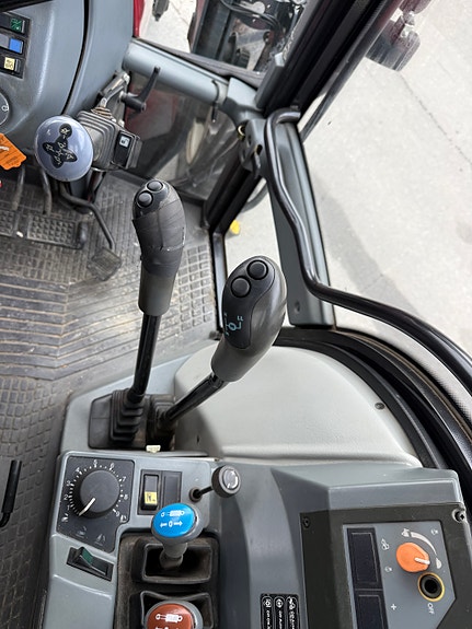 Valtra T150 19 of 22