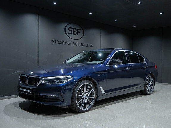 BMW 530e 3 of 25