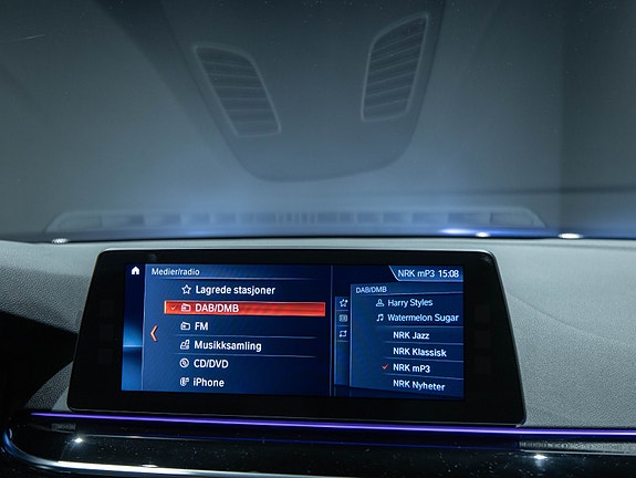 BMW 530e 16 of 25