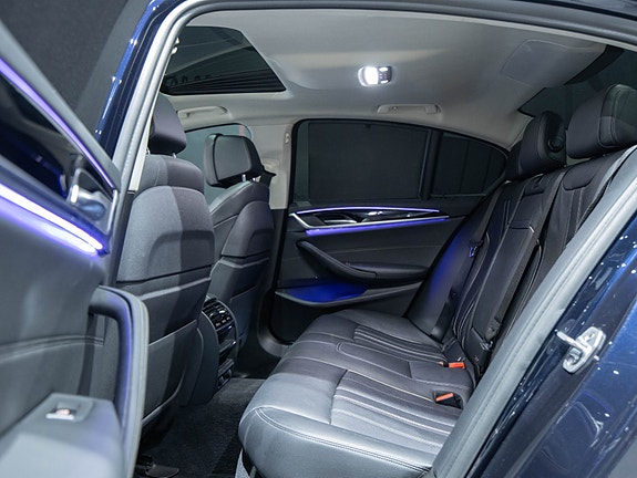 BMW 530e 11 of 25