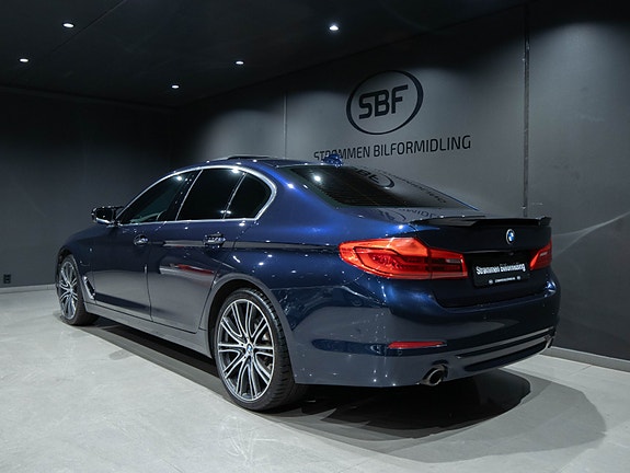 BMW 530e 4 of 25