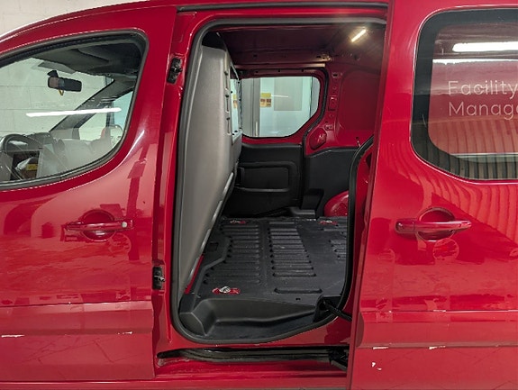 Peugeot Partner 8 of 22