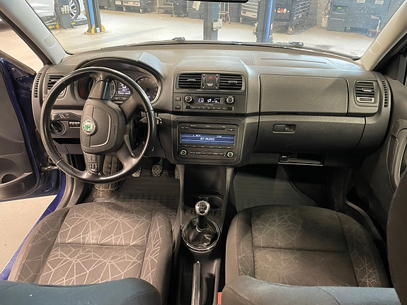 Skoda Fabia 14 of 30