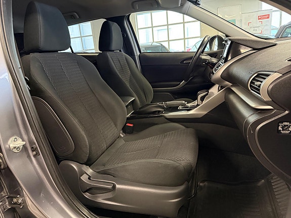 Mitsubishi Eclipse Cross 13 of 29