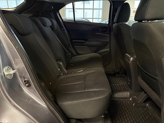 Mitsubishi Eclipse Cross 12 of 29