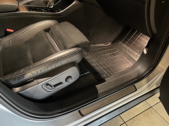 Volvo XC40 25 of 29