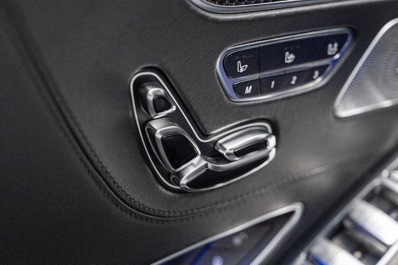 Mercedes-Benz S63 24 of 30
