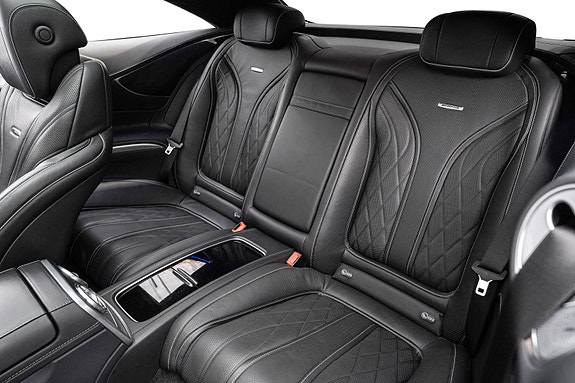 Mercedes-Benz S63 29 of 30