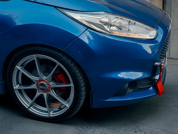 Ford Fiesta 14 of 30