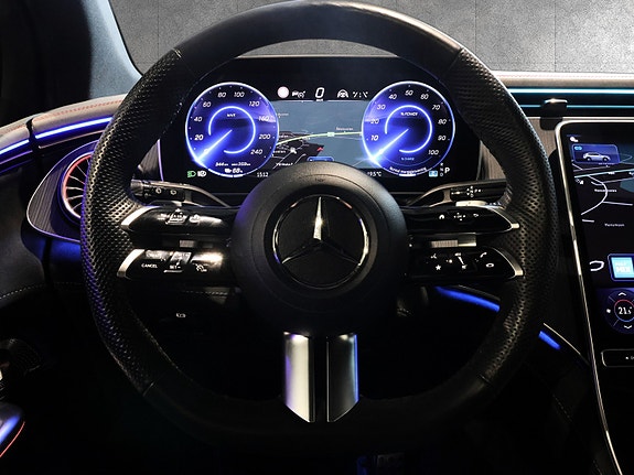 Mercedes-Benz EQE SUV 19 of 30