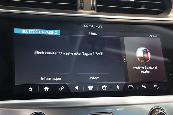 Jaguar I-PACE 23 of 28