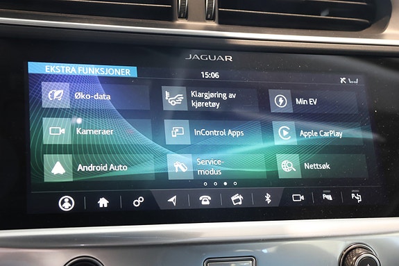 Jaguar I-PACE 24 of 28