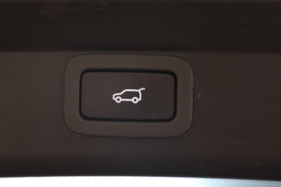 Jaguar I-PACE 5 of 28