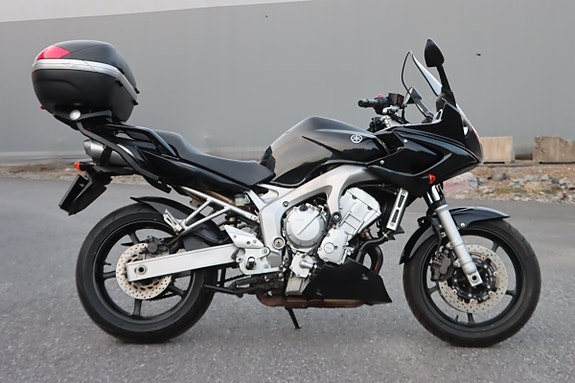 Yamaha FZ6-S Fazer 2 of 20
