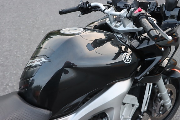 Yamaha FZ6-S Fazer 18 of 20