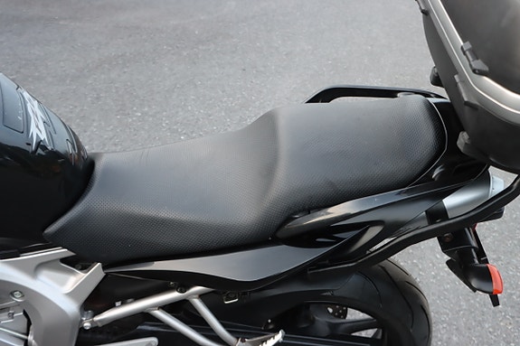 Yamaha FZ6-S Fazer 5 of 20