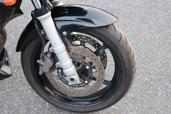 Yamaha FZ6-S Fazer 12 of 20