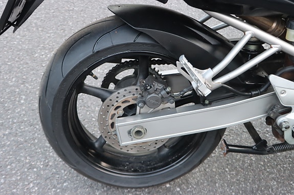 Yamaha FZ6-S Fazer 15 of 20