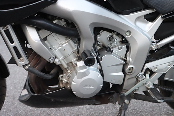 Yamaha FZ6-S Fazer 7 of 20