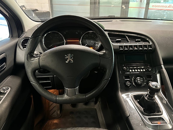 Peugeot 3008 12 of 30
