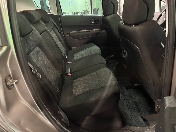 Peugeot 3008 16 of 30