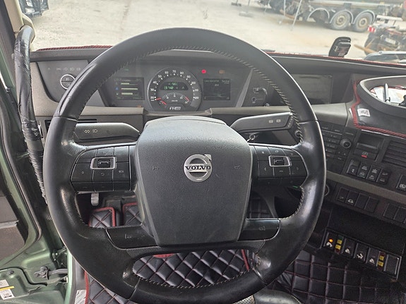 Volvo FH 16 8X4 5 of 5