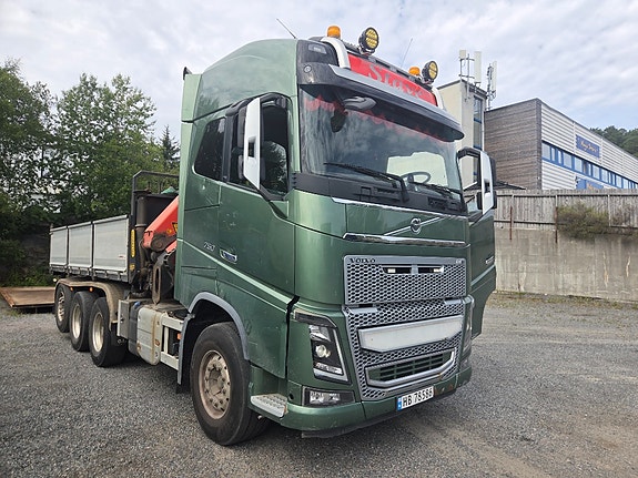 Volvo FH 16 8X4 4 of 5