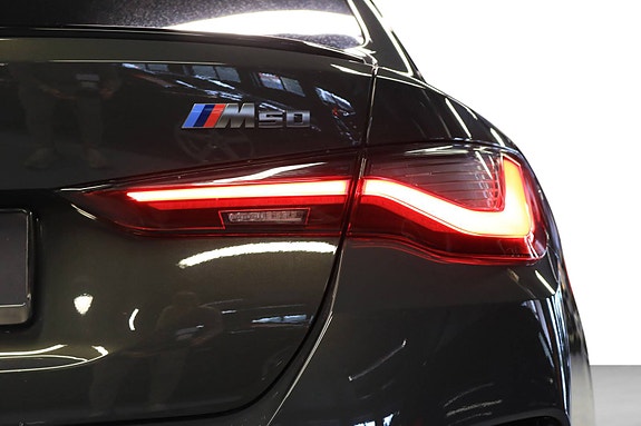 BMW i4 11 of 30