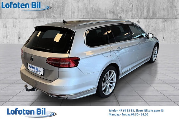 Volkswagen Passat 8 of 30