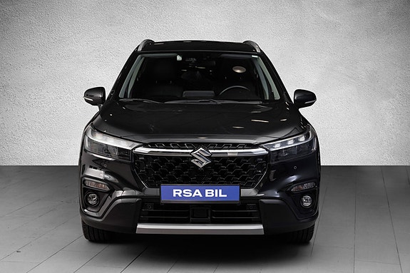 Suzuki S-Cross 3 of 13