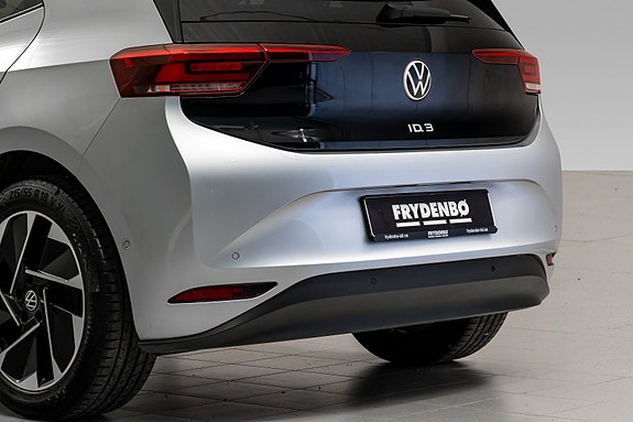 Volkswagen ID.3 8 of 30