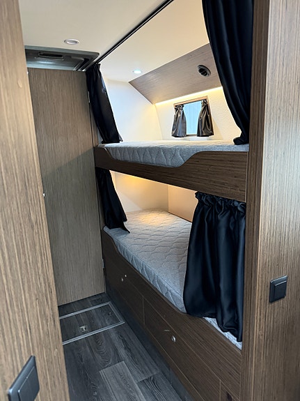 Volvo 9900. Luksus-camping/Racebuss! 20 of 30