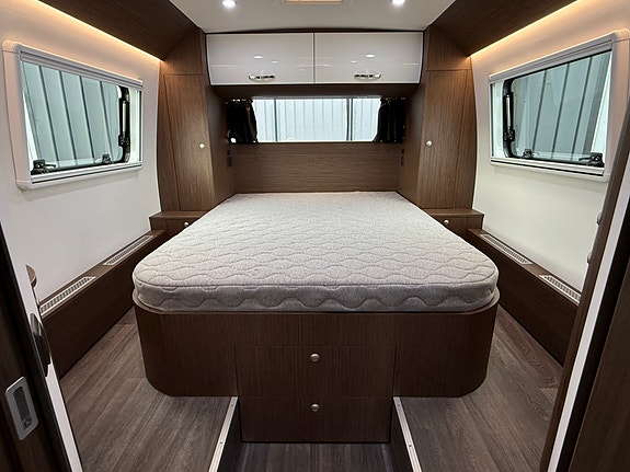 Volvo 9900. Luksus-camping/Racebuss! 21 of 30