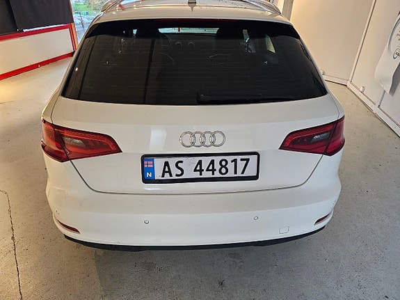Audi A3 4 of 30