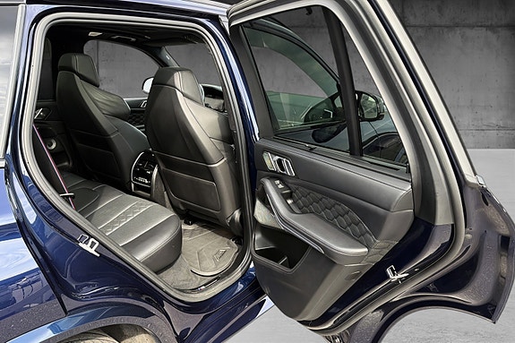 BMW X5 M 11 of 17