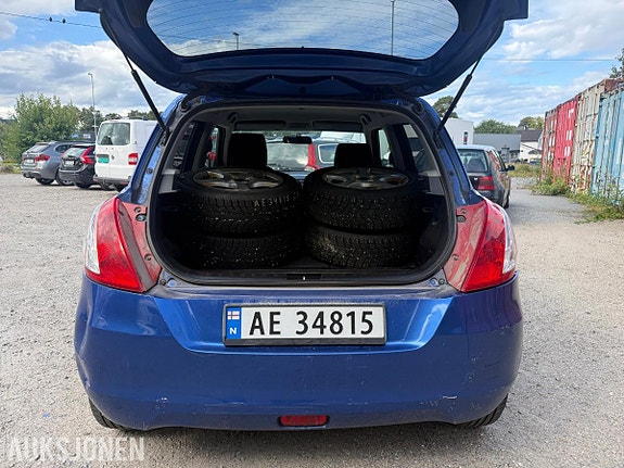 Suzuki Swift 29 of 30