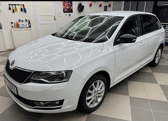 Skoda Rapid Spaceback 2 of 29