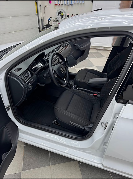 Skoda Rapid Spaceback 9 of 29