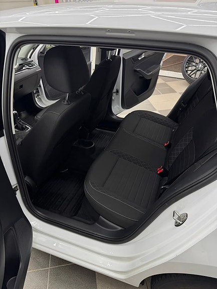 Skoda Rapid Spaceback 13 of 29