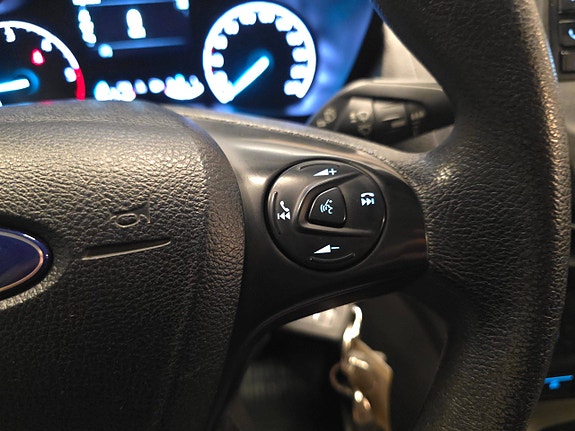 Ford Transit Connect 16 of 30