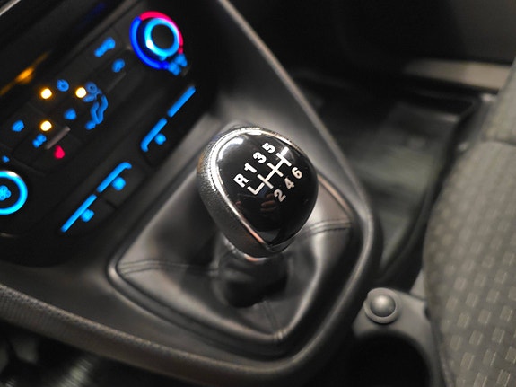 Ford Transit Connect 23 of 30